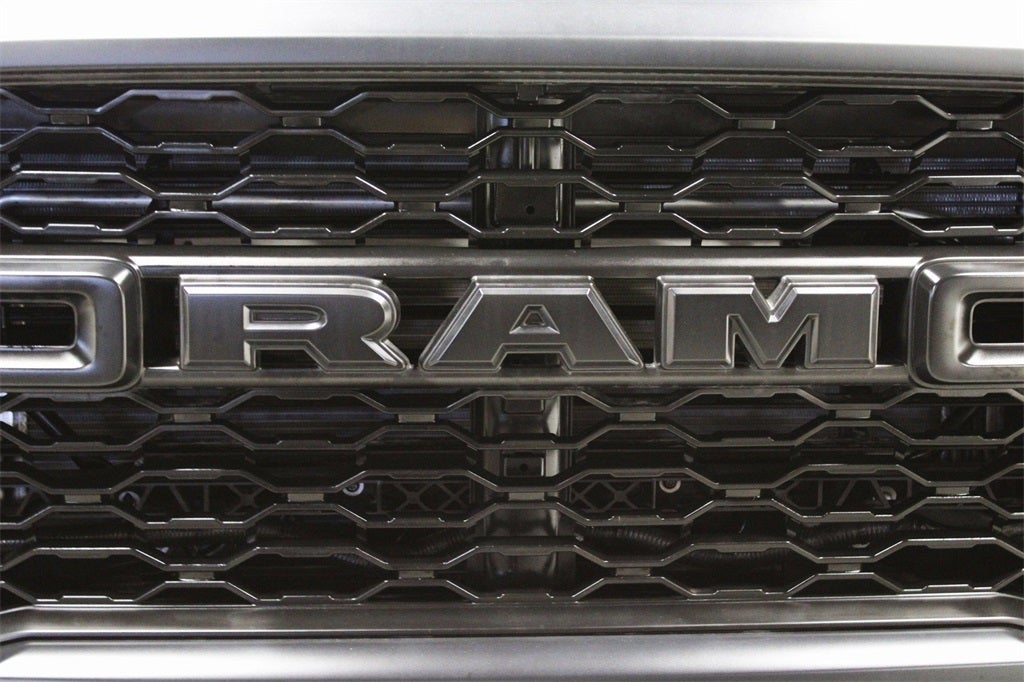 2024 RAM Ram 2500 Tradesman 4x4 Reg Cab 8' Box